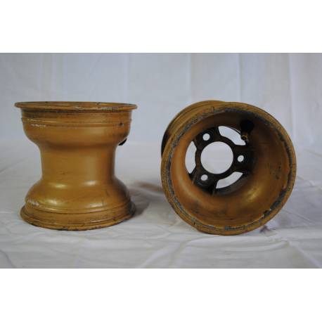 Set of 2 Front wheels hub 3 holes 120 mm magnesium second hand